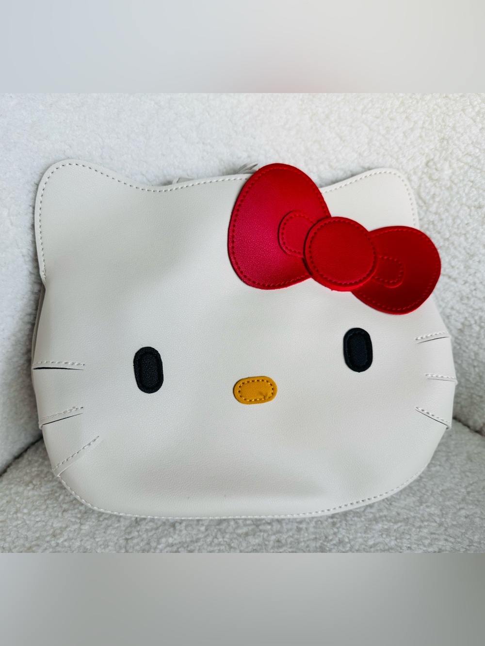 White Hello Kitty Bag with Red Bow